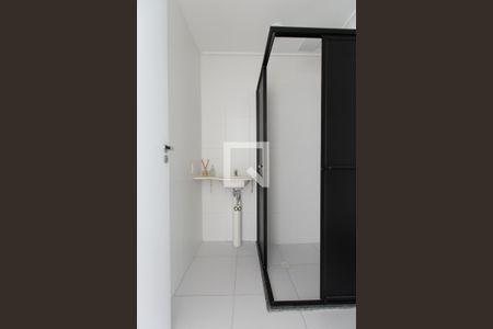 Banheiro de kitnet/studio à venda com 1 quarto, 26m² em Jardim Helena, São Paulo