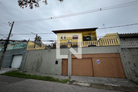 Casa à venda com 628m², 5 quartos e 2 vagasFachada