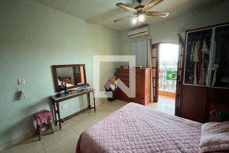 Casa à venda com 628m², 5 quartos e 2 vagasQuarto 4