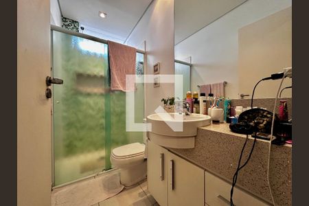 Casa à venda com 197m², 3 quartos e 1 vaga Casa à venda com 197m², 3 quartos e 1 vagaBanheiro Social 1