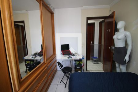Apartamento à venda com 171m², 4 quartos e 2 vagasQuarto 2