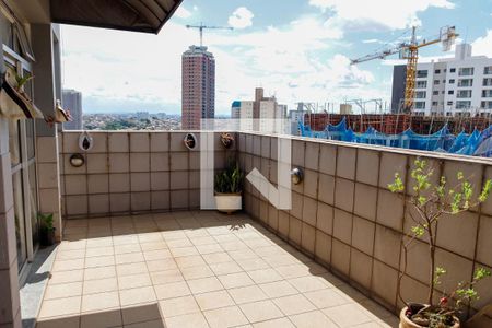 Apartamento à venda com 140m², 3 quartos e 3 vagasSacada