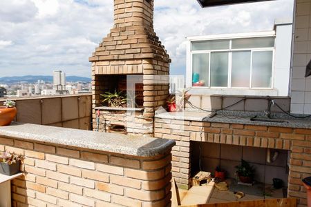 Apartamento à venda com 140m², 3 quartos e 3 vagasSacada