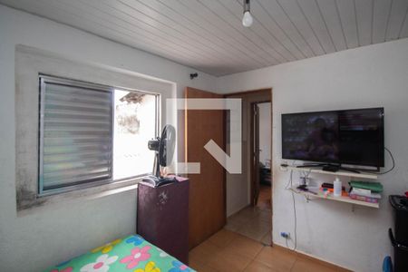 Casa à venda com 180m², 4 quartos e 2 vagas Casa à venda com 180m², 4 quartos e 2 vagasQuarto 4