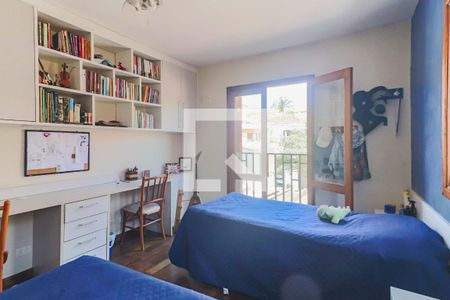 Casa de condomínio à venda com 300m², 3 quartos e 2 vagas Casa de condomínio à venda com 300m², 3 quartos e 2 vagasQuarto 3