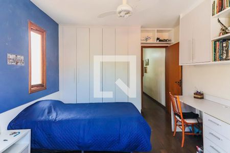 Casa de condomínio à venda com 300m², 3 quartos e 2 vagas Casa de condomínio à venda com 300m², 3 quartos e 2 vagasQuarto 3