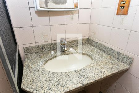 Apartamento à venda com 69m², 2 quartos e 1 vaga Apartamento à venda com 69m², 2 quartos e 1 vagaBanheiro da Suíte