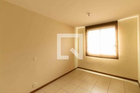 Apartamento à venda com 165m², 3 quartos e 2 vagasQuarto 2 Suite 1