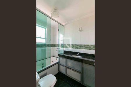 Apartamento à venda com 165m², 3 quartos e 2 vagasBanheiro Suite 2