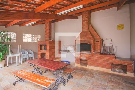 Apartamento à venda com 52m², 2 quartos e 1 vaga Apartamento à venda com 52m², 2 quartos e 1 vagaÁrea comum - Churrasqueira