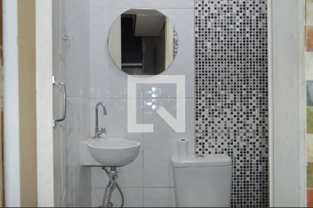 Casa à venda com 110m², 2 quartos e sem vagaBanheiro 1