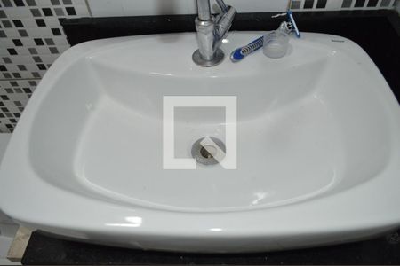 Casa à venda com 110m², 2 quartos e sem vagaBanheiro 2