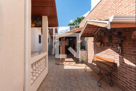 Casa à venda com 280m², 3 quartos e 2 vagas Casa à venda com 280m², 3 quartos e 2 vagasQuintal