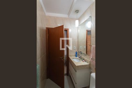 Casa à venda com 280m², 3 quartos e 2 vagas Casa à venda com 280m², 3 quartos e 2 vagasBanheiro