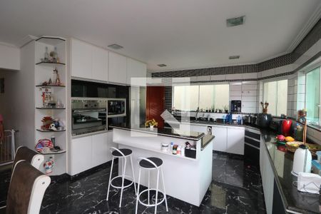 Casa à venda com 550m², 3 quartos e 6 vagasCozinha