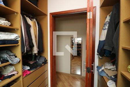 Casa à venda com 550m², 3 quartos e 6 vagasQuarto 1 