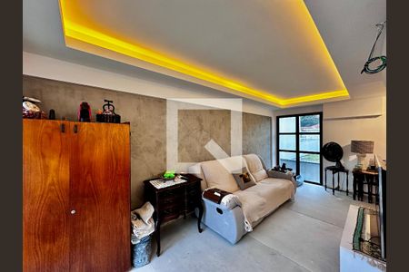 Casa de condomínio à venda com 105m², 1 quarto e 1 vaga Casa de condomínio à venda com 105m², 1 quarto e 1 vagaSala de Tv