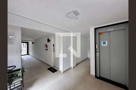 Casa de condomínio à venda com 105m², 1 quarto e 1 vaga Casa de condomínio à venda com 105m², 1 quarto e 1 vagaHall Social