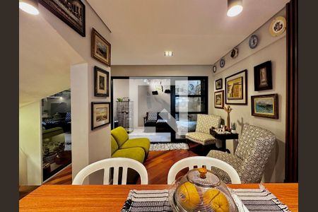 Casa de condomínio à venda com 105m², 1 quarto e 1 vaga Casa de condomínio à venda com 105m², 1 quarto e 1 vagaSala
