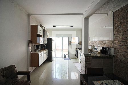 Casa à venda com 169m², 3 quartos e 2 vagasCopa e Cozinha 