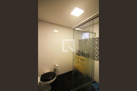 Casa à venda com 169m², 3 quartos e 2 vagasBanheiro Social