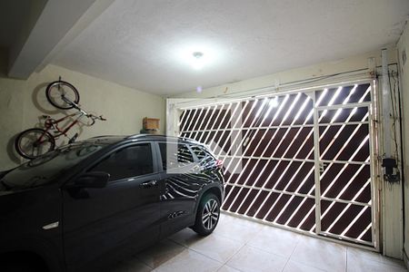 Casa à venda com 169m², 3 quartos e 2 vagasGaragem