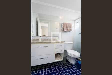Apartamento à venda com 197m², 4 quartos e 3 vagas Apartamento à venda com 197m², 4 quartos e 3 vagasBanheiro da Suíte 1