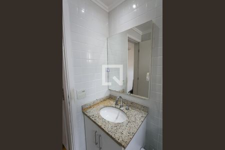 Apartamento à venda com 197m², 4 quartos e 3 vagas Apartamento à venda com 197m², 4 quartos e 3 vagasBanheiro da Suíte 2