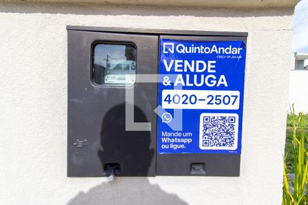 Casa de condomínio à venda com 160m², 3 quartos e 4 vagas Casa de condomínio à venda com 160m², 3 quartos e 4 vagasPlaquinha
