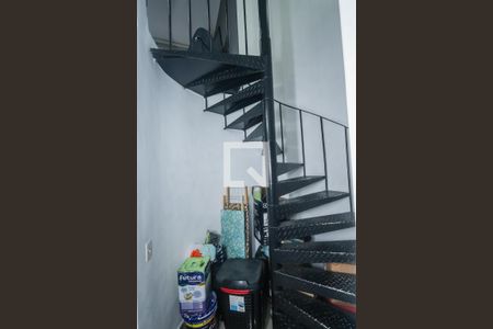 Apartamento para alugar com 68m², 1 quarto e 1 vagaEscada