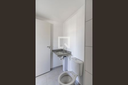Apartamento à venda com 41m², 2 quartos e 1 vaga Apartamento à venda com 41m², 2 quartos e 1 vagaBanheiro