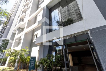 Apartamento à venda com 41m², 2 quartos e 1 vaga Apartamento à venda com 41m², 2 quartos e 1 vagaFachada