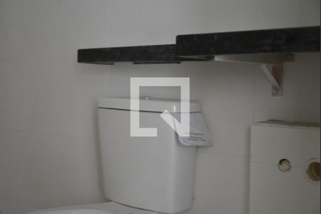 Apartamento à venda com 83m², 2 quartos e sem vagaBanheiro Social