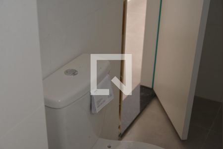 Apartamento à venda com 83m², 2 quartos e sem vagaBanheiro da Suíte