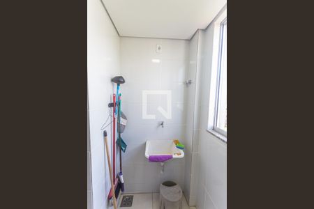 Apartamento à venda com 70m², 3 quartos e 2 vagas Apartamento à venda com 70m², 3 quartos e 2 vagasÁrea de Serviço