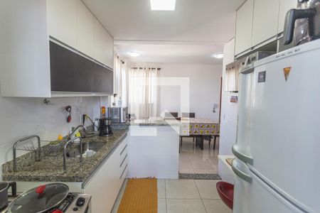 Apartamento à venda com 70m², 3 quartos e 2 vagas Apartamento à venda com 70m², 3 quartos e 2 vagasCozinha