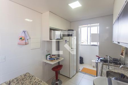 Apartamento à venda com 70m², 3 quartos e 2 vagas Apartamento à venda com 70m², 3 quartos e 2 vagasCozinha
