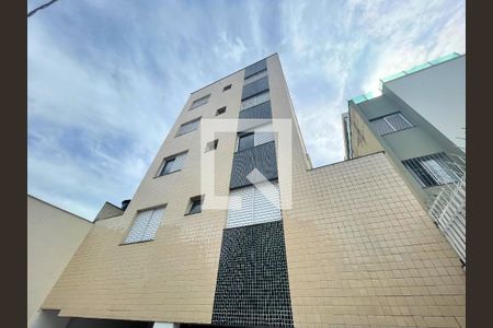 Apartamento à venda com 68m², 3 quartos e 1 vagaFachada