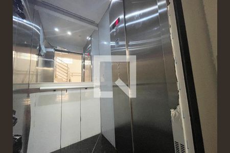 Apartamento à venda com 68m², 3 quartos e 1 vagaElevador