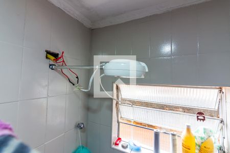 Casa à venda com 100m², 4 quartos e 1 vaga Casa à venda com 100m², 4 quartos e 1 vagaBanheiro 2