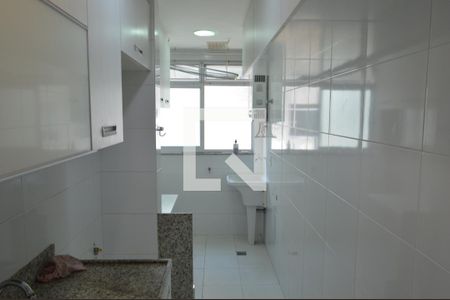 Apartamento à venda com 79m², 3 quartos e 1 vagaÁrea de Serviço