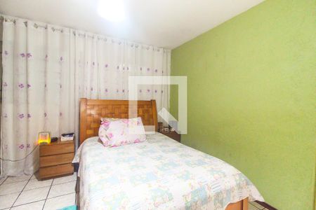 Casa à venda com 112m², 4 quartos e 3 vagas Casa à venda com 112m², 4 quartos e 3 vagasQuarto 1