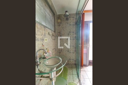 Casa à venda com 112m², 4 quartos e 3 vagas Casa à venda com 112m², 4 quartos e 3 vagasBanheiro da Suíte