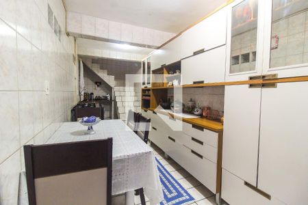 Casa à venda com 112m², 4 quartos e 3 vagas Casa à venda com 112m², 4 quartos e 3 vagasCozinha
