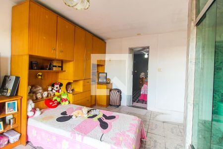 Casa à venda com 112m², 4 quartos e 3 vagas Casa à venda com 112m², 4 quartos e 3 vagasSuíte