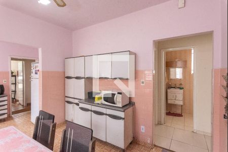 Casa à venda com 133m², 3 quartos e 3 vagas Casa à venda com 133m², 3 quartos e 3 vagasCozinha