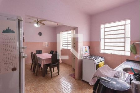 Casa à venda com 133m², 3 quartos e 3 vagas Casa à venda com 133m², 3 quartos e 3 vagasCozinha