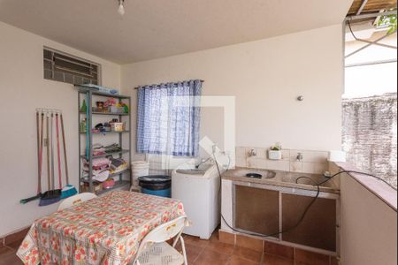 Casa à venda com 133m², 3 quartos e 3 vagas Casa à venda com 133m², 3 quartos e 3 vagasÁrea de Serviço