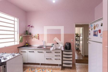 Casa à venda com 133m², 3 quartos e 3 vagas Casa à venda com 133m², 3 quartos e 3 vagasCozinha