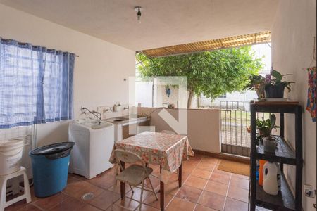 Casa à venda com 133m², 3 quartos e 3 vagas Casa à venda com 133m², 3 quartos e 3 vagasÁrea de Serviço